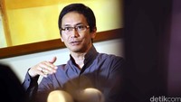 Ia pun pernah masuk dalam nominasi Grammy bersama Suzzane Ciani dengan album Dream Suite di kategori Best New Age Album pada tahun 1996 lalu. Rachman Haryanto/detikFoto.