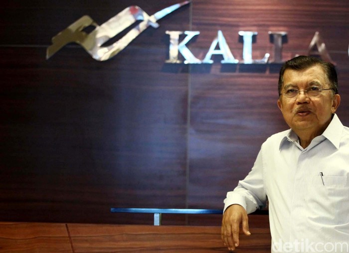 Wakil Presiden terpilih Jusuf Kalla saat ditemui di Kalla Group @Menara Cyber2 Lt.32, Kuningan, Jakarta (28/2/2013).