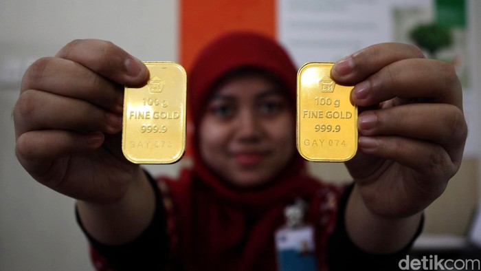 Harga emas ritel PT Aneka Tambang pada Jumat (24/5/2013) ini kembali mengalami kenaikan harga. Dibandingkan dengan harga Kamis (23/5/2013) kemarin, kenaikan terjadi sebesar Rp 3.000 per gram. File /detikFoto.