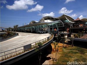 Bandara Ngurah Rai Antisipasi Dampak Erupsi Gunung Agung
