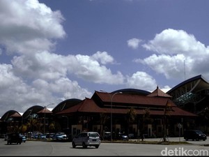 Penutupan Bandara Ngurah Rai Diperpanjang Hingga Malam Ini