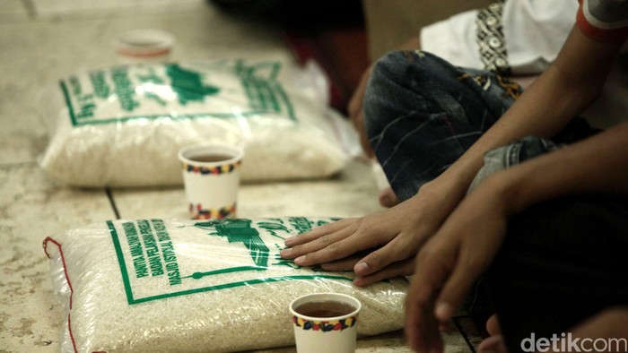 Potensi Zakat Fitrah di Jabar Tahun Ini Mencapai Rp 30 Miliar