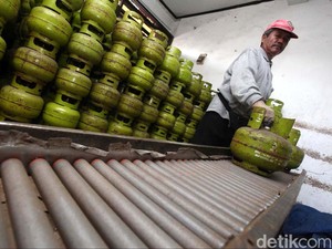Djarot Larang PNS Pemprov DKI Pakai Elpiji Tabung 3 Kg