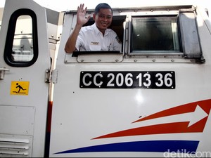 KA Jarak Jauh Mau Dipindah ke Manggarai, Jonan: Sebaiknya Tak Layani KRL