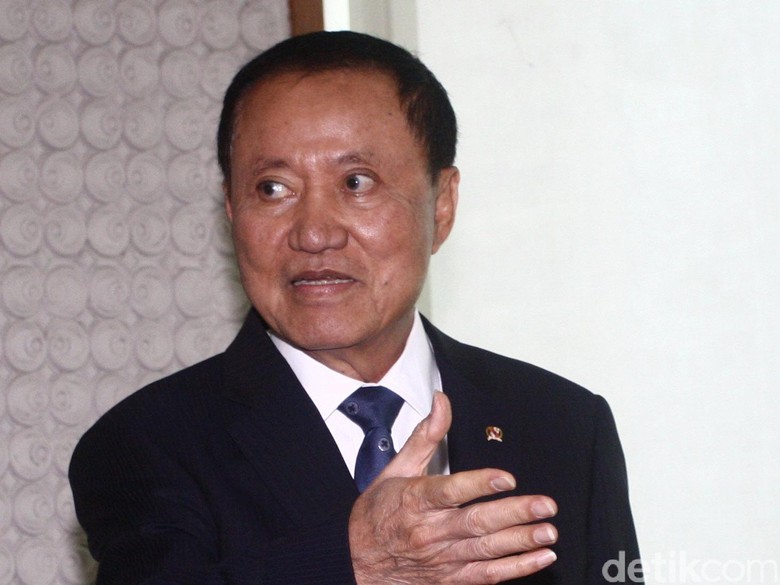 Dewan Kehormatan PD Dalami Kritikan Kecebong Roy Suryo Dewan Kehormatan PD Dalami Kritikan Kecebong Roy Suryo