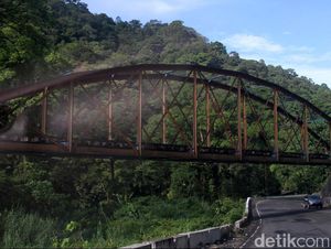 Pemrov Sumbar Akan Percantik Lembah Anai, WALHI Minta Disetop