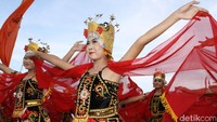 Pagelaran ini pun didukung oleh Dinas Pariwisata dan Dewan Kesenian Blambangan Pemkab Banyuwangi. Foto: Budi Sugiharto/detikcom