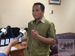 Beda dengan Golkar, PPP Romi Setuju Calon di Pilkada Diteken 2 Kubu