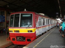Belum Ada KRL, Warga Karawang ke Jakarta Naik Kereta Ini