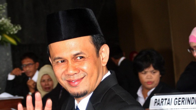 PKS Minta Fahri Hamzah Diberhentikan dari DPR, Mahfudz Siddiq Membela PKS Minta Fahri Hamzah Diberhentikan dari DPR, Mahfudz Siddiq Membela