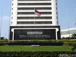 Medsos Ramai Tuding BUMN Berpolitik, Rini Membantah