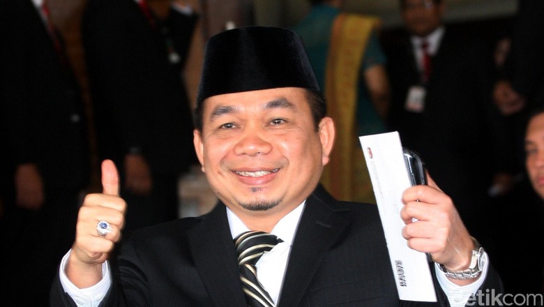 NasDem Dukung Ridwan Kamil, PKS: Kami Memimpin di Jabar NasDem Dukung Ridwan Kamil, PKS: Kami Memimpin di Jabar