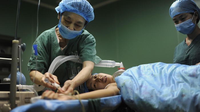 Takut Kena Kanker Payudara, Wanita Mulai Tinggalkan Implan Payudara