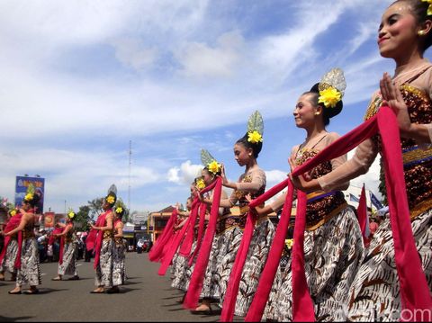 Ilustrasi tari Desa Wuhan di Purbalingga
