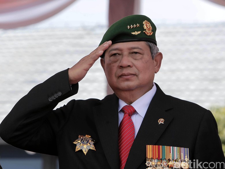 SBY Disebut Licik, Demokrat: Kivlan Zen Bintangnya Berapa? Berkacalah... SBY Disebut Licik, Demokrat: Kivlan Zen Bintangnya Berapa? Berkacalah...