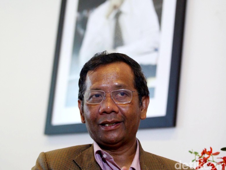 Mahfud MD: Istri Gus Dur Layak Jadi Tokoh Paling Berpengaruh Mahfud MD: Istri Gus Dur Layak Jadi Tokoh Paling Berpengaruh