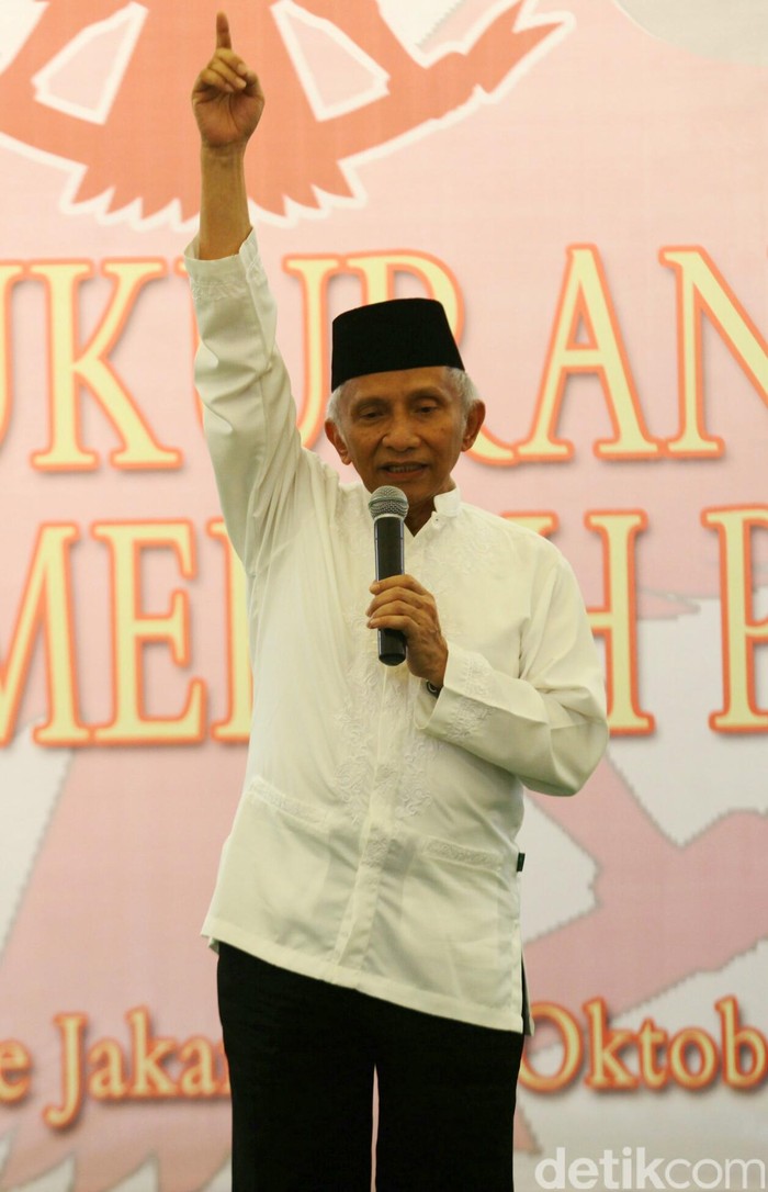 Amien Rais Sambangi Gedung DPR, Ada Apa?