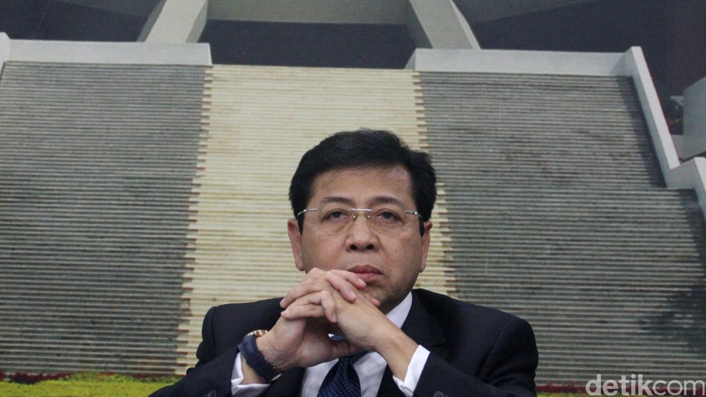 Setya Novanto Ditarik dari Kursi DPR, Siapa Penggantinya? Setya Novanto Ditarik dari Kursi DPR, Siapa Penggantinya?