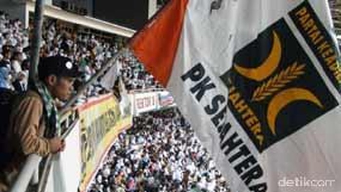 PKS Buka Kemungkinan Gandeng PDIP di Pilgub DKI 2017