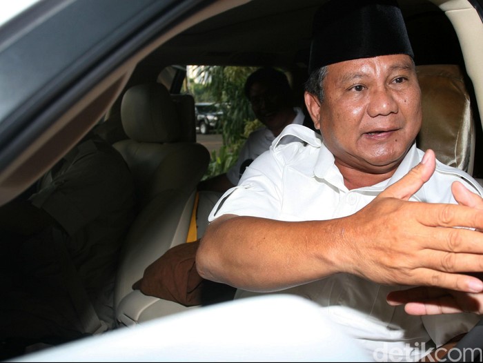 Kelakar Prabowo Kadang Kadang Dukun Lebih Ampuh Dari Dokter