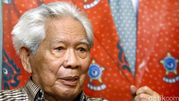 Tokoh Senior Golkar Suhardiman Wafat