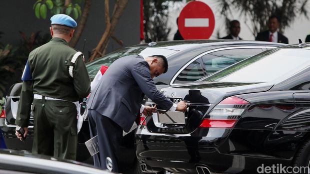 Mobil kepresidenan RI 1