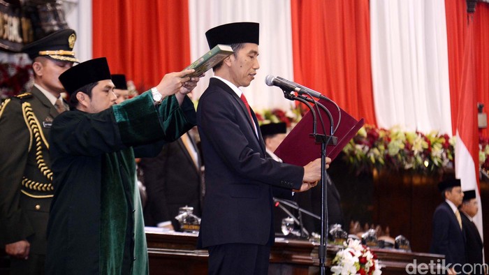 Pelantikan Presiden RI ke-7 Joko Widodo yang di dampingi Susilo Bambang Yudhoyono di gedung MPR/DPR.