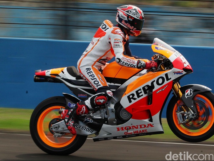 Honda:  Stok CBR150R Lawas Masih Ada
