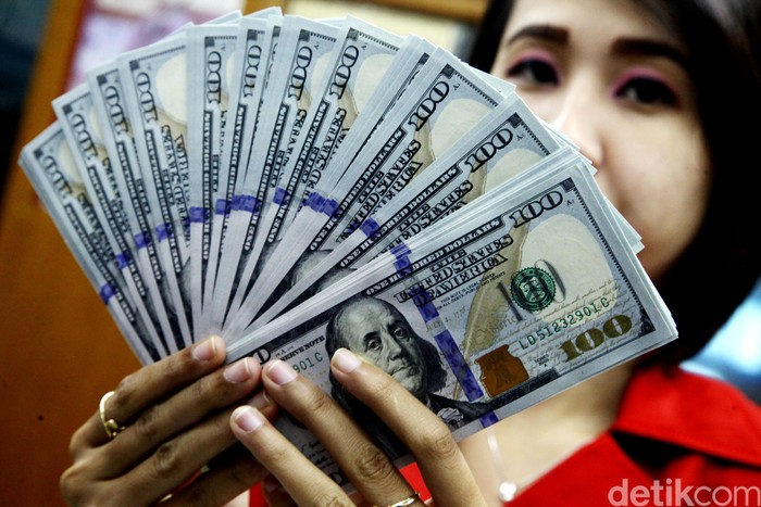 Dolar AS Melesat ke Rp 13.510