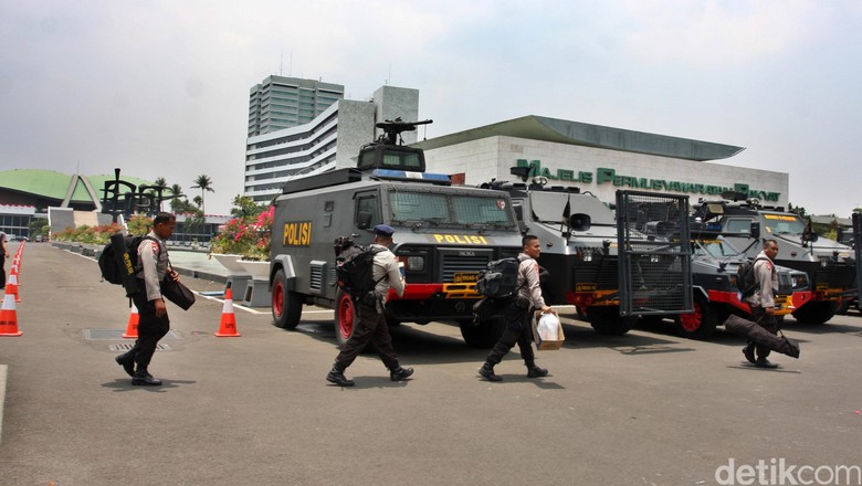 Begini Rekayasa Lalin di Sekitar Gedung DPR Saat Pelantikan Presiden Begini Rekayasa Lalin di Sekitar Gedung DPR Saat Pelantikan Presiden