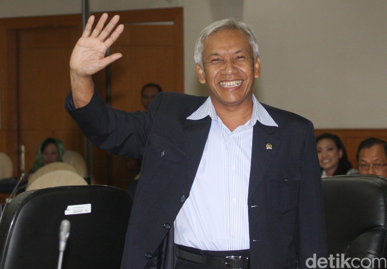 Revisi UU Terorisme di DPR Berlanjut, RUU Tax Amnesty Masih Mandek Revisi UU Terorisme di DPR Berlanjut, RUU Tax Amnesty Masih Mandek