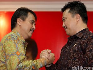 Raker di DPR, Menpora No Comment soal Somasi Roy Suryo