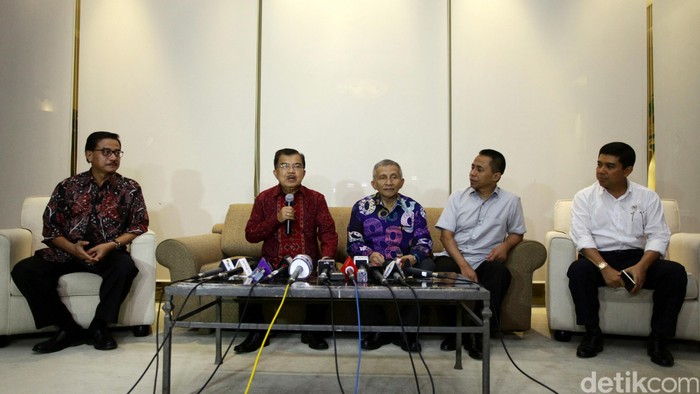 Mungkinkah Ada Manipulator yang Bisa Membuat Rupiah Jungkir Balik?