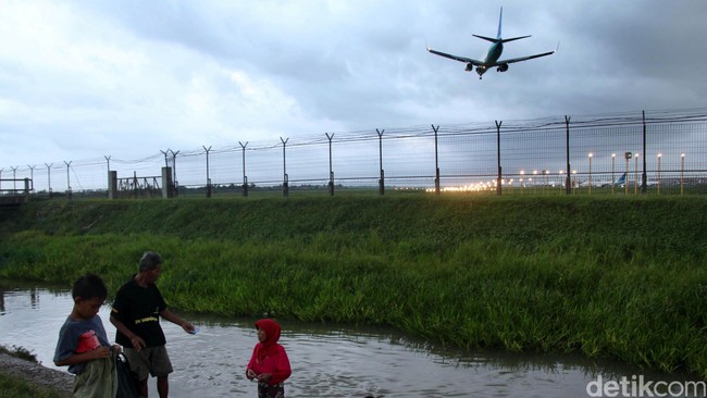 Ironi Bandara di Indonesia, Dipakai Mesum Hingga Diblokir Satpol PP
