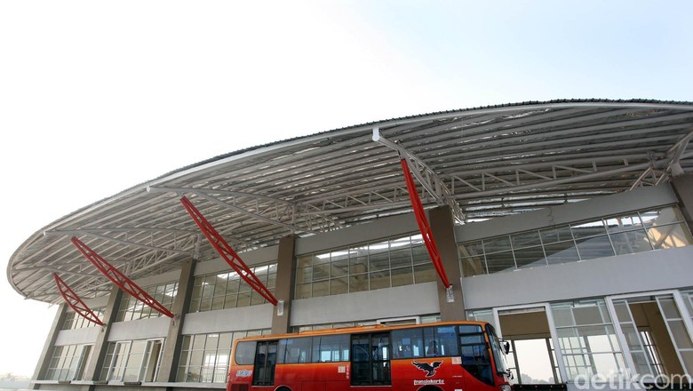 Terminal Pulogebang Beroperasi, 26 Bus Feeder TransJ Disiapkan Terminal Pulogebang Beroperasi, 26 Bus Feeder TransJ Disiapkan