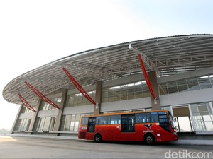 Terminal Pulogebang Beroperasi, 26 Bus Feeder TransJ Disiapkan