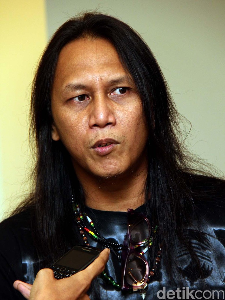 Maju Calon Wali Kota Surabaya, Roy Boomerang Pilih Independen atau Parpol? Maju Calon Wali Kota Surabaya, Roy Boomerang Pilih Independen atau Parpol?