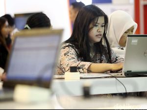 Lowongan Kerja Bank Mandiri-BNI Hari Ini: Cek Posisi & Gajinya