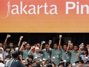 Hore! Pemegang KJP Gratis Naik TransJ dan Diskon Beli Buku di Book Fair