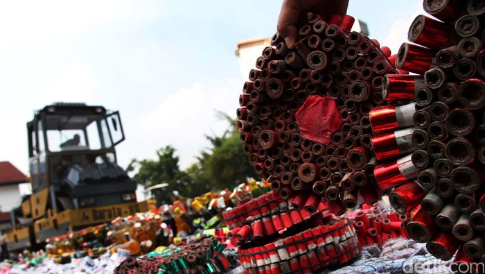 Bocah di Pekanbaru Tewas Akibat Bermain Mercon