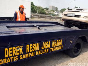Biar Nggak Kena Pungli, Ini Tarif Derek Tol Resmi Milik Jasa Marga