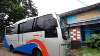 Pada tahun 2015 sempat muncul metromini eksekutif. Agaknya metromini jenis ini kurang populer. Foto: Agung Pambudhy