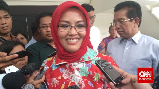 Ketua Forum Rektor Dwia Aries Tina Pulubuhu menyebut sikap para alumni dalam mendukung para capres tak mencerminkan sikap kampus yang netral.