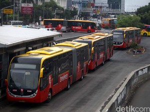 Tidak Hanya Trans Semarang, Bus TransJ Juga akan Murahkan Tarif Pelajar