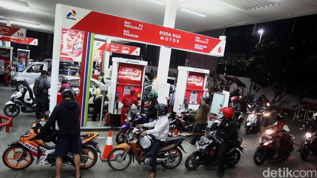 BBM Jenis Apa Saja yang Harganya Naik?