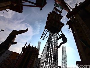 Upah Riil Buruh Tani dan Bangunan Turun di November