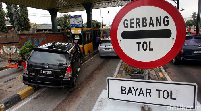Kendaraan Mulai Jejali Exit Tol Ciawi, Arah Puncak Ramai