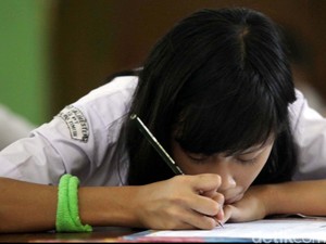 Contoh Soal Ide Pokok Paragraf Lengkap Pembahasan dan Kunci Jawaban