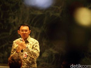 Kakak Angkat Ikut Seleksi Calon Istri Ahok