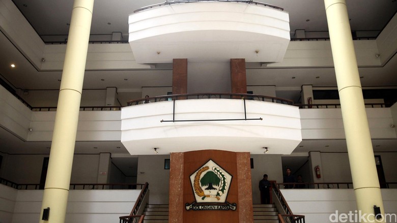 DPP Golkar Tepis Ajukan Perubahan Kepengurusan Golkar: Lawrence Asbun DPP Golkar Tepis Ajukan Perubahan Kepengurusan Golkar: Lawrence Asbun